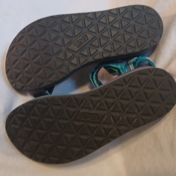 Teva Women's Turquoise and Black Platform Sandals Size 8 - Picture 6 of 6